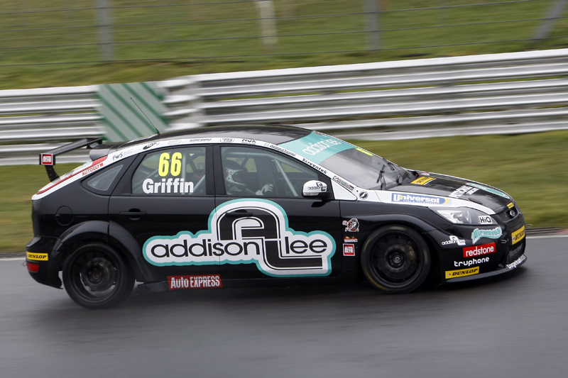 Liam Griffin Tests With New Livery At Brands Hatch – TouringCarTimes