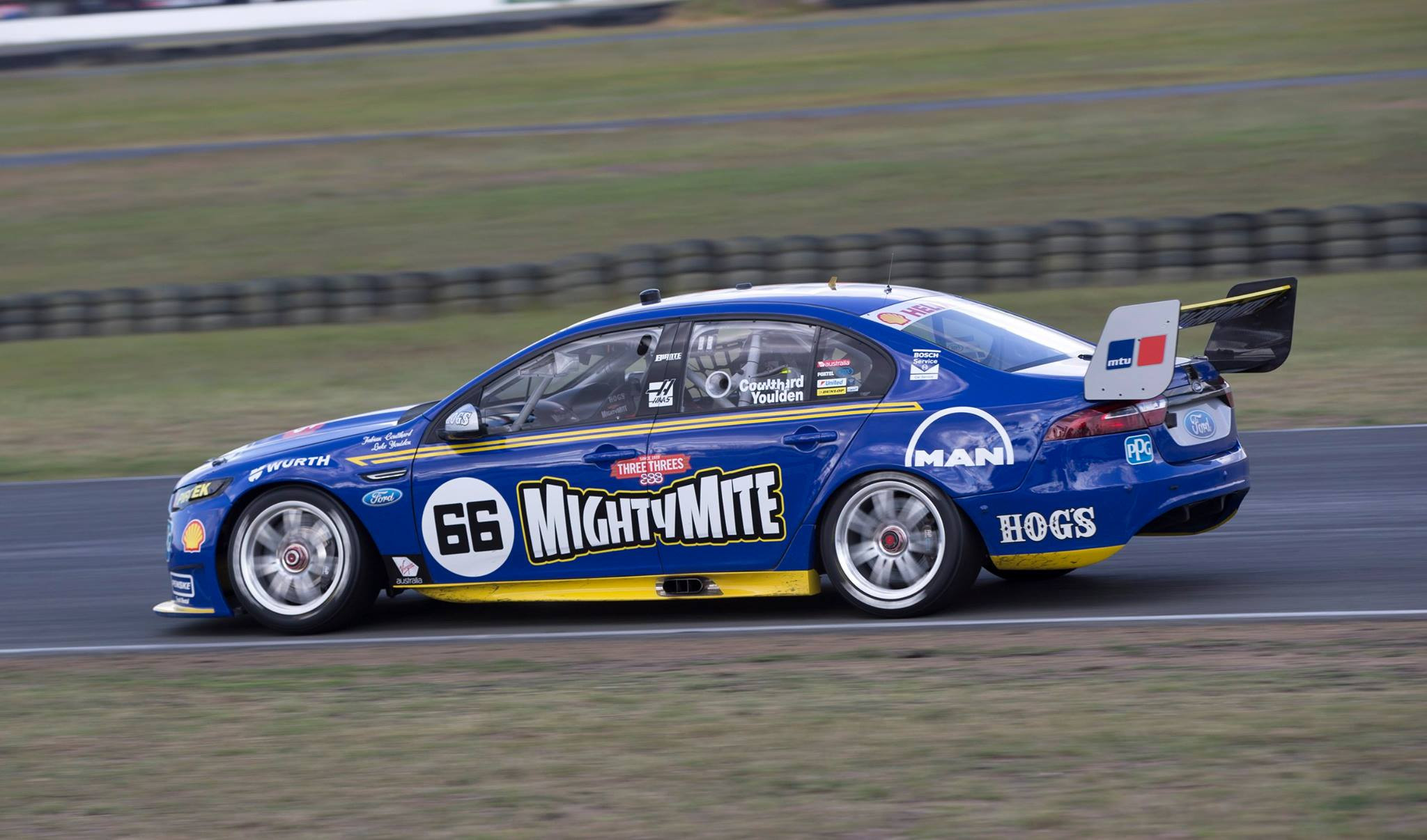 V8 Supercars retro livery picture special from the Sandown 500 ...