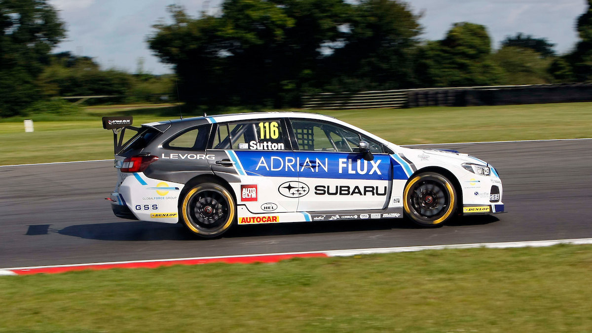 Ash Sutton beats Jack Goff to dramatic race one win at Snetterton ...