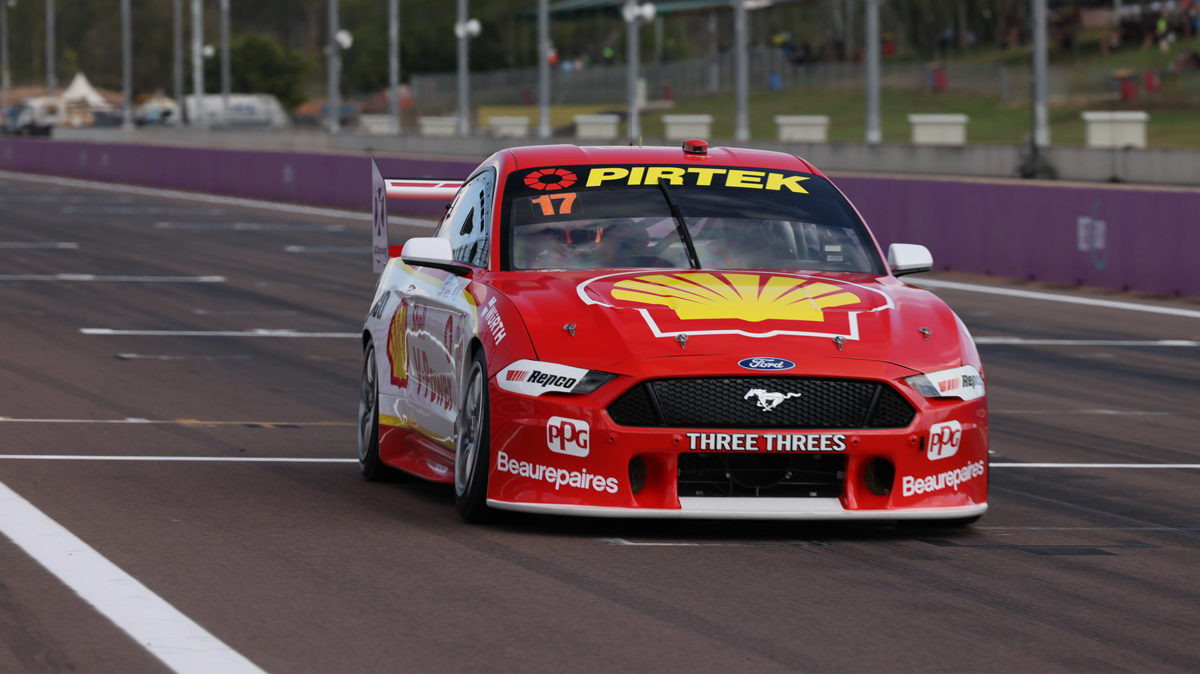 Scott McLaughlin pips Jamie Whincup to opening Darwin race pole ...