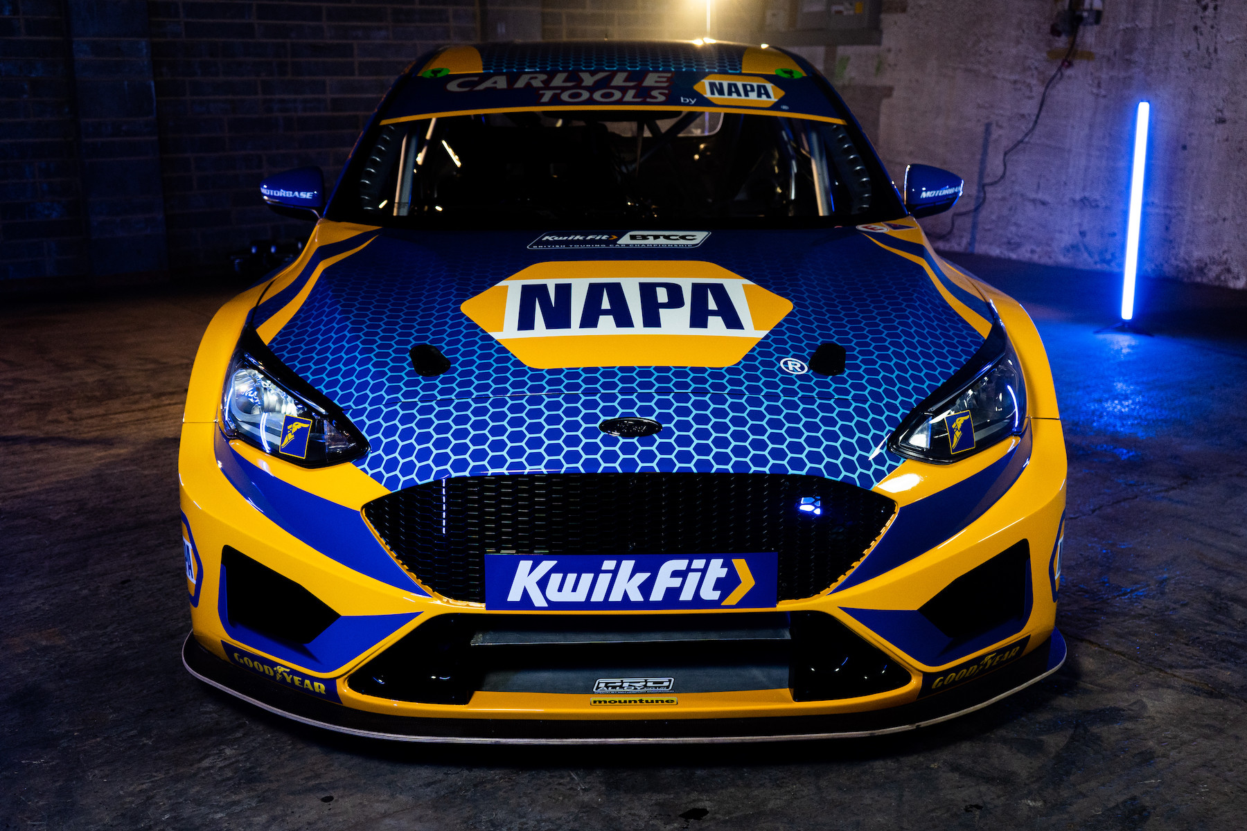 Motorbase unveils NAPA Racing UK colours – TouringCarTimes