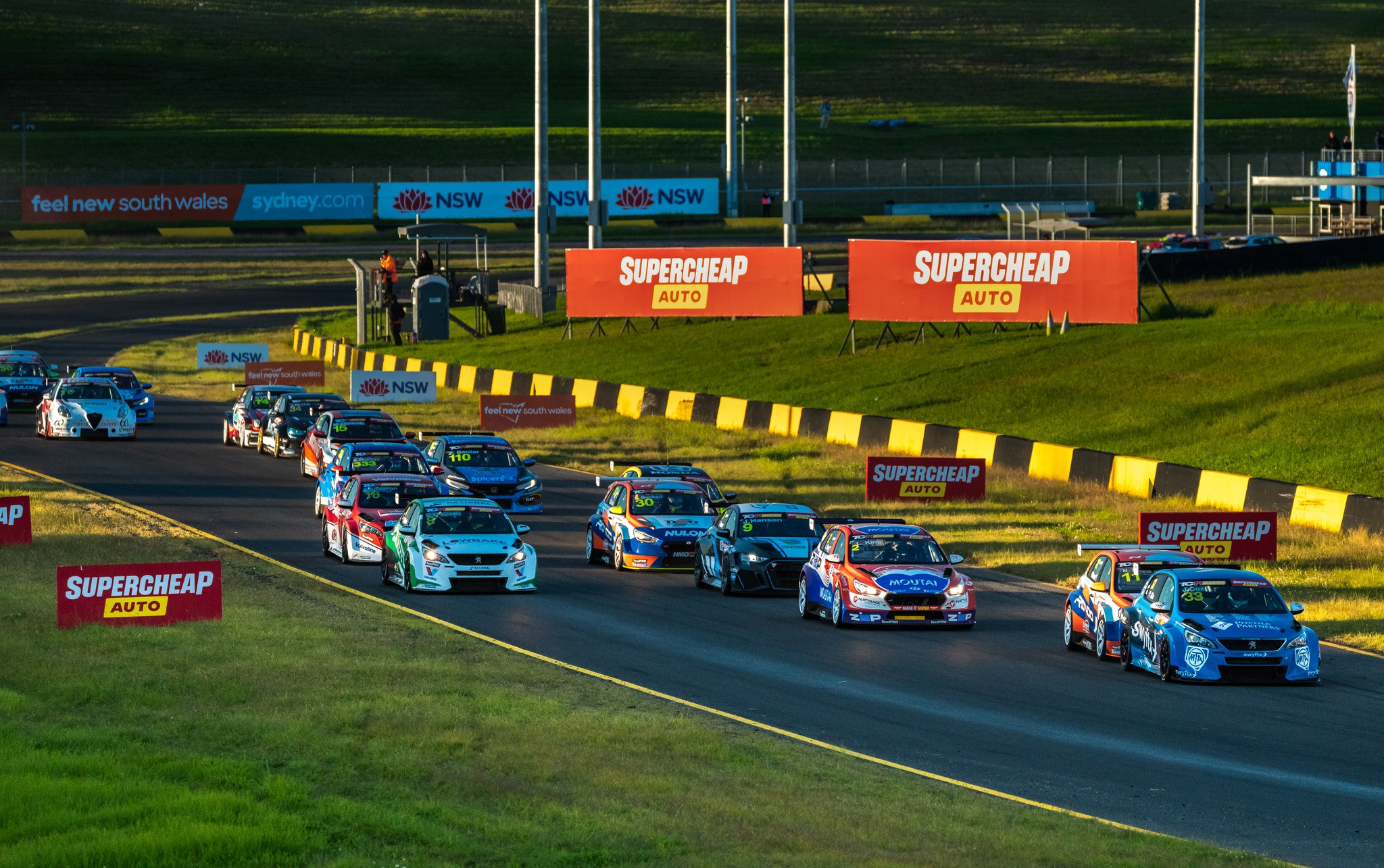 Sydney Motorsport Park night race completes TCR World Tour and TCR